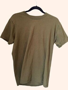 Olive Green Basic Tee | Army Green Minimal Streetwear T-Shirt Unisex
